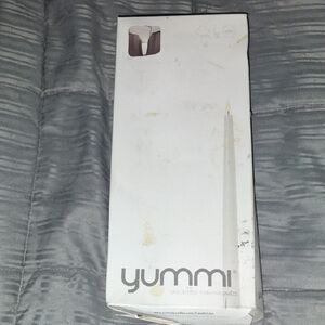 Yummi Unscented Taper Candles - White